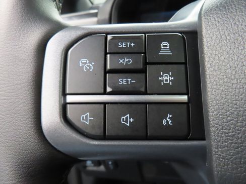 Used 2025 Ford F150 Lariat image 60