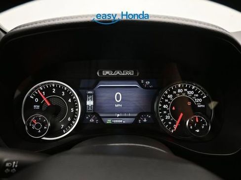 Used 2025 RAM 1500 Laramie AWD/4WD image 13