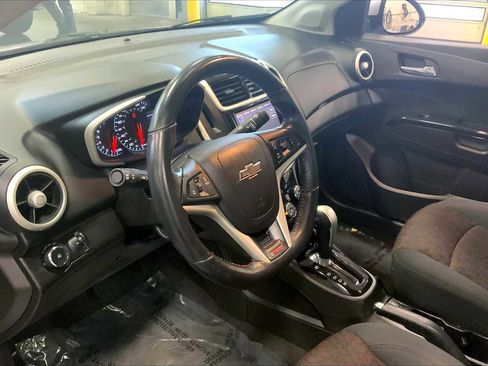 Used 2020 Chevrolet Sonic LT w/ Convenience Package image 16