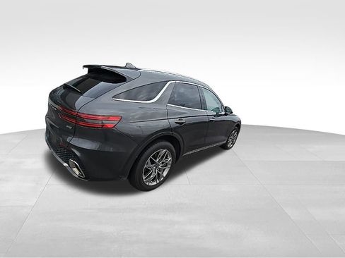 Used 2025 Genesis GV70 2.5T image 7