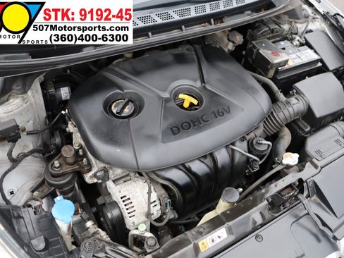 Used 2013 Hyundai Elantra GLS w/ Preferred Pkg image 23