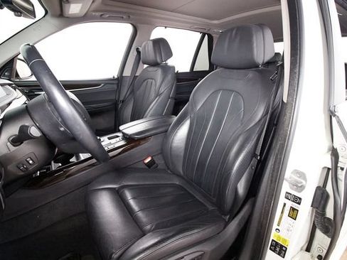 Used 2015 BMW X5 xDrive50i AWD/4WD image 19