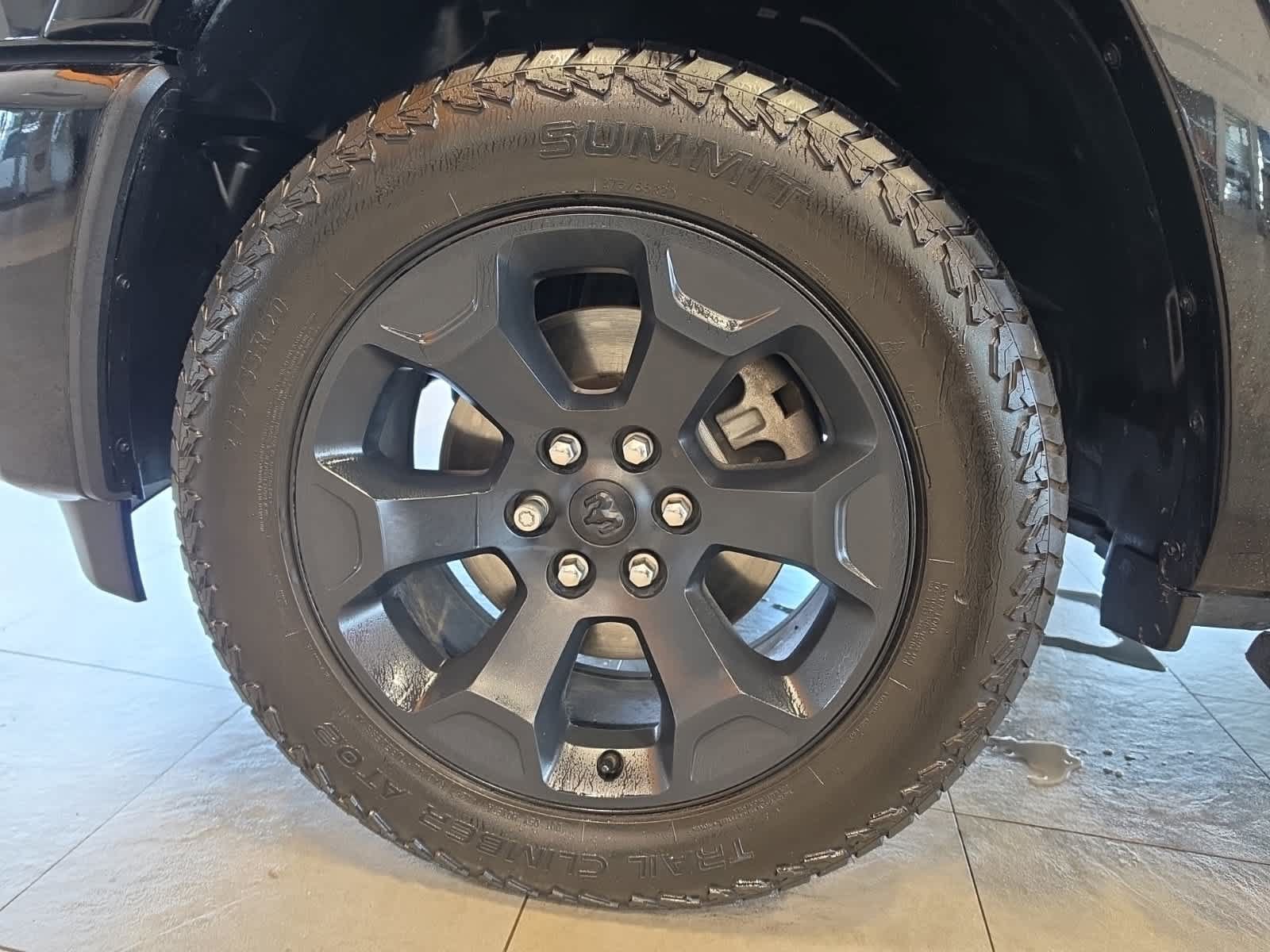 Used 2025 RAM 1500 Big Horn AWD/4WD image 14