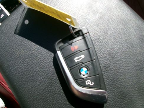 Used 2024 BMW X3 xDrive30i w/ Premium Package image 21