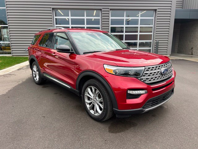 Certified 2024 Ford Explorer Limited w/ Equipment Group 301A AWD/4WD image 3