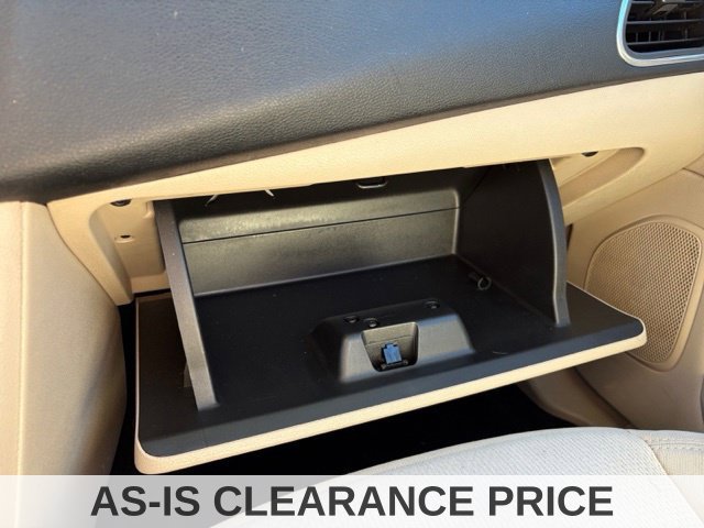 Used 2011 Chrysler 200 Touring w/ Cold Weather Group FWD image 34