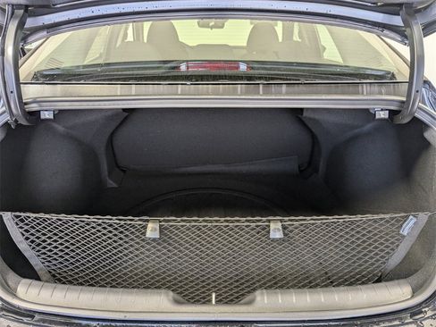 Certified 2025 Hyundai Elantra SE image 26