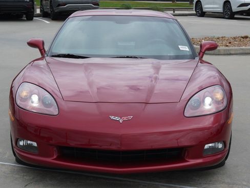 Used 2008 Chevrolet Corvette Coupe RWD image 2