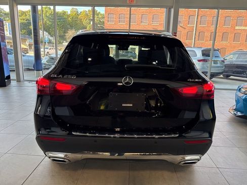 Certified 2025 Mercedes-Benz GLA 250 4MATIC image 6