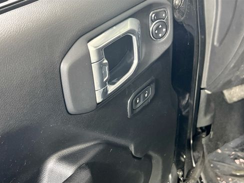 Used 2022 Jeep Wrangler Unlimited Sport AWD/4WD image 17