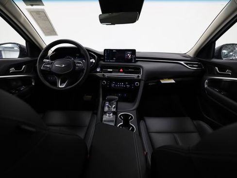 Used 2026 Genesis G70 2.5T image 30