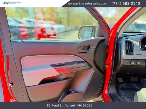 Used 2018 Chevrolet Colorado W/T AWD/4WD image 11