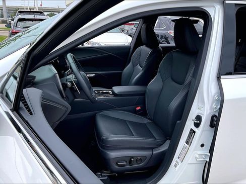 Used 2025 Lexus RX 350 FWD w/ Technology Package image 7