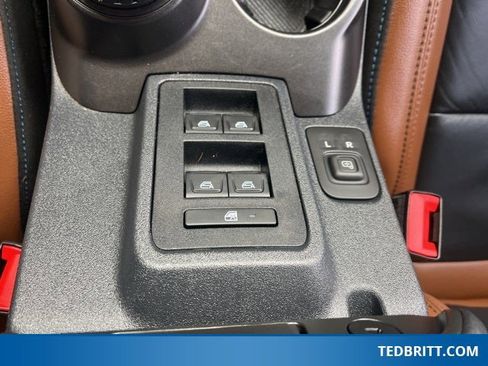 Used 2023 Ford Bronco Outer Banks image 37