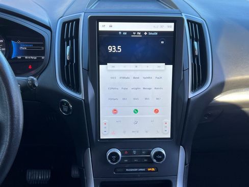 Used 2022 Ford Edge SEL image 19