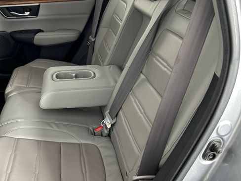 Used 2018 Honda CR-V Touring image 16