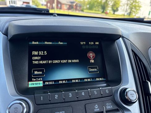 Used 2017 Chevrolet Equinox LT w/ Convenience Package FWD image 16