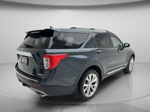 Used 2023 Ford Explorer Platinum w/ Technology Package AWD/4WD image 5