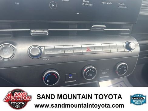 Used 2026 Hyundai Kona SE image 20