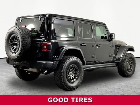 Used 2022 Jeep Wrangler Unlimited Rubicon w/ Xtreme Recon 35" Tire Package AWD/4WD image 6