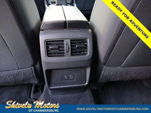 Used 2023 Nissan Rogue SV image 11