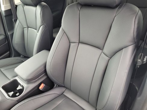 Used 2024 Subaru Outback Touring XT image 13