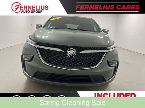 Used 2023 Buick Enclave Avenir w/ Avenir Technology Package AWD/4WD image 2