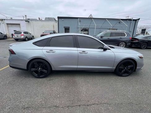 Used 2023 Honda Accord Sport image 5