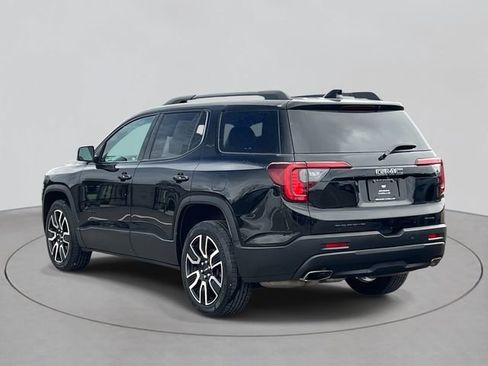 Used 2021 GMC Acadia SLE w/ Driver Convenience Package image 4