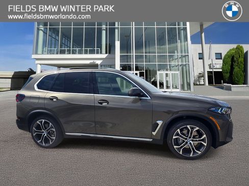 New 2026 BMW X5 xDrive40i w/ Climate Comfort Package AWD/4WD image 1