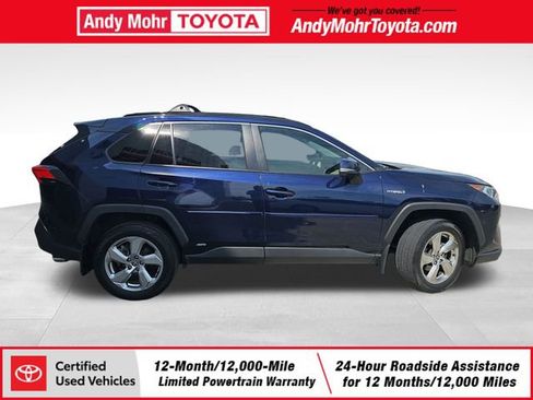 Certified 2021 Toyota RAV4 XLE Premium AWD/4WD image 8