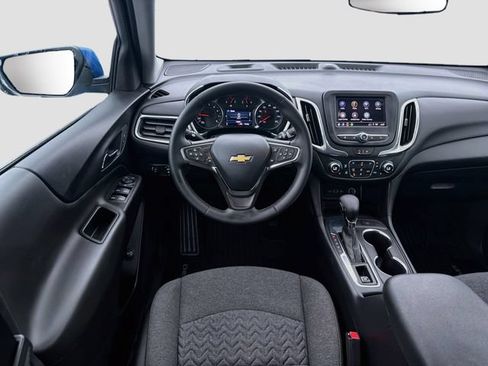 Used 2024 Chevrolet Equinox LT FWD image 16