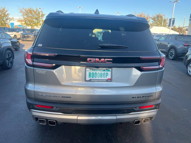 Used 2025 GMC Acadia Elevation AWD/4WD image 4