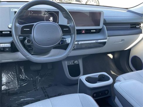 Used 2023 Hyundai Ioniq 5 SEL image 7