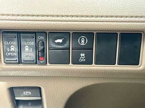 Used 2023 Honda Odyssey EX-L image 11