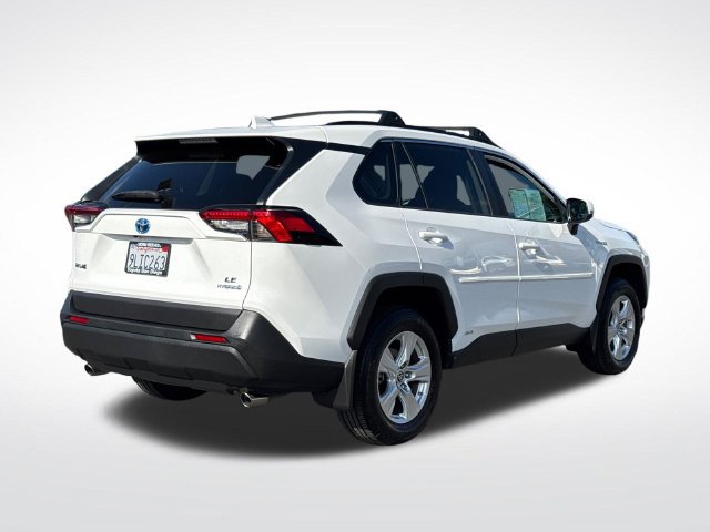 Certified 2021 Toyota RAV4 LE AWD/4WD image 12