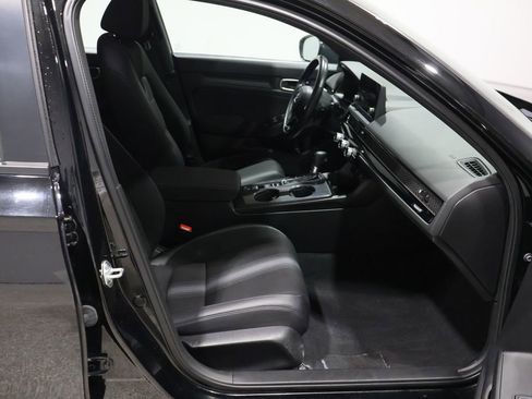 Used 2022 Honda Civic Sport image 4