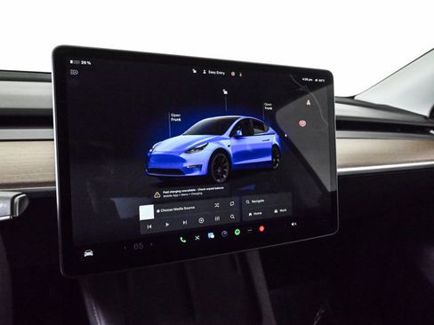 Used 2023 Tesla Model Y Long Range image 16