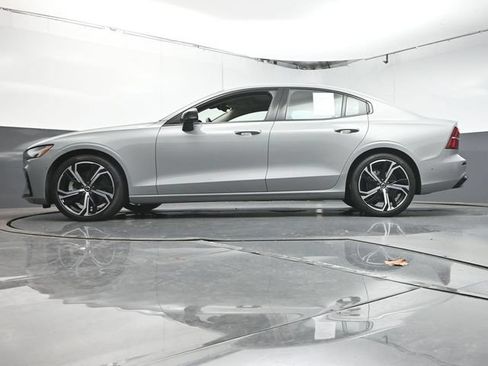 Used 2024 Volvo S60 B5 Plus w/ Protection Package Premier FWD image 35