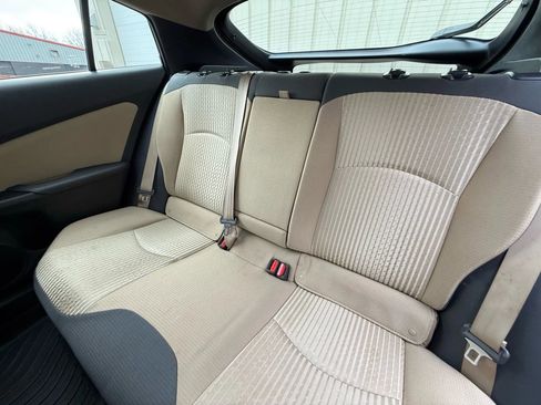 Used 2016 Toyota Prius Two image 16