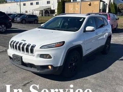 Used 2016 Jeep Cherokee Latitude w/ Cold Weather Group