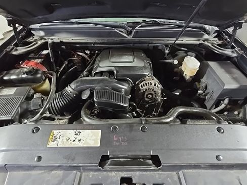 Used 2009 Chevrolet Tahoe LTZ AWD/4WD image 12