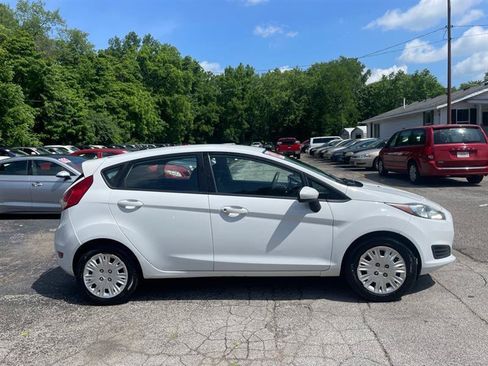 Used 2014 Ford Fiesta S FWD image 4
