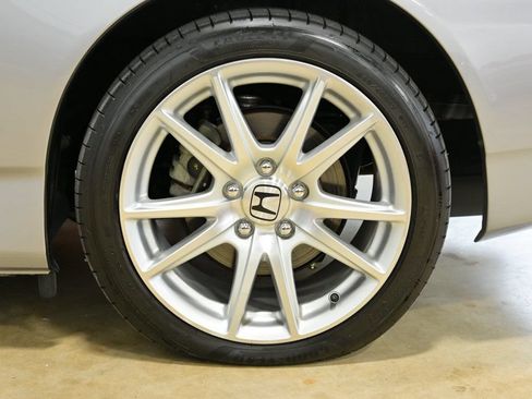 Used 2005 Honda S2000 image 13