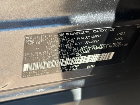 Certified 2022 Toyota RAV4 LE AWD/4WD image 37