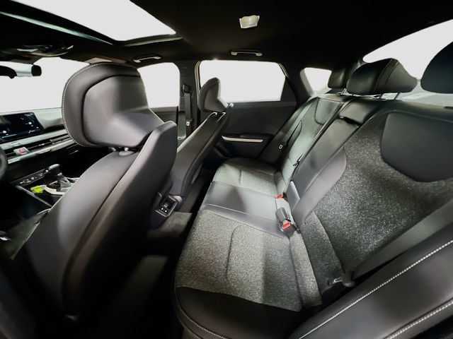 New 2025 Kia K4 GT-Line w/ GT-Line Sunroof Package FWD image 25