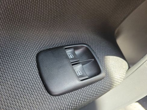 Used 2018 smart fortwo electric drive image 21