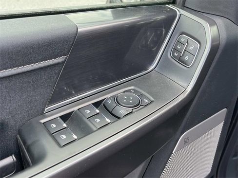 New 2025 Ford F150 Lariat w/ Equipment Group 501A Mid image 5