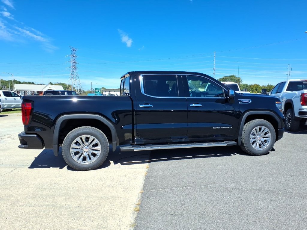 New 2026 GMC Sierra 1500 Denali w/ Technology Package AWD/4WD image 8