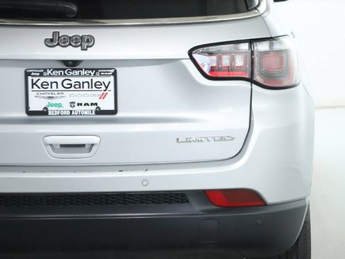 Used 2025 Jeep Compass Limited AWD/4WD image 44